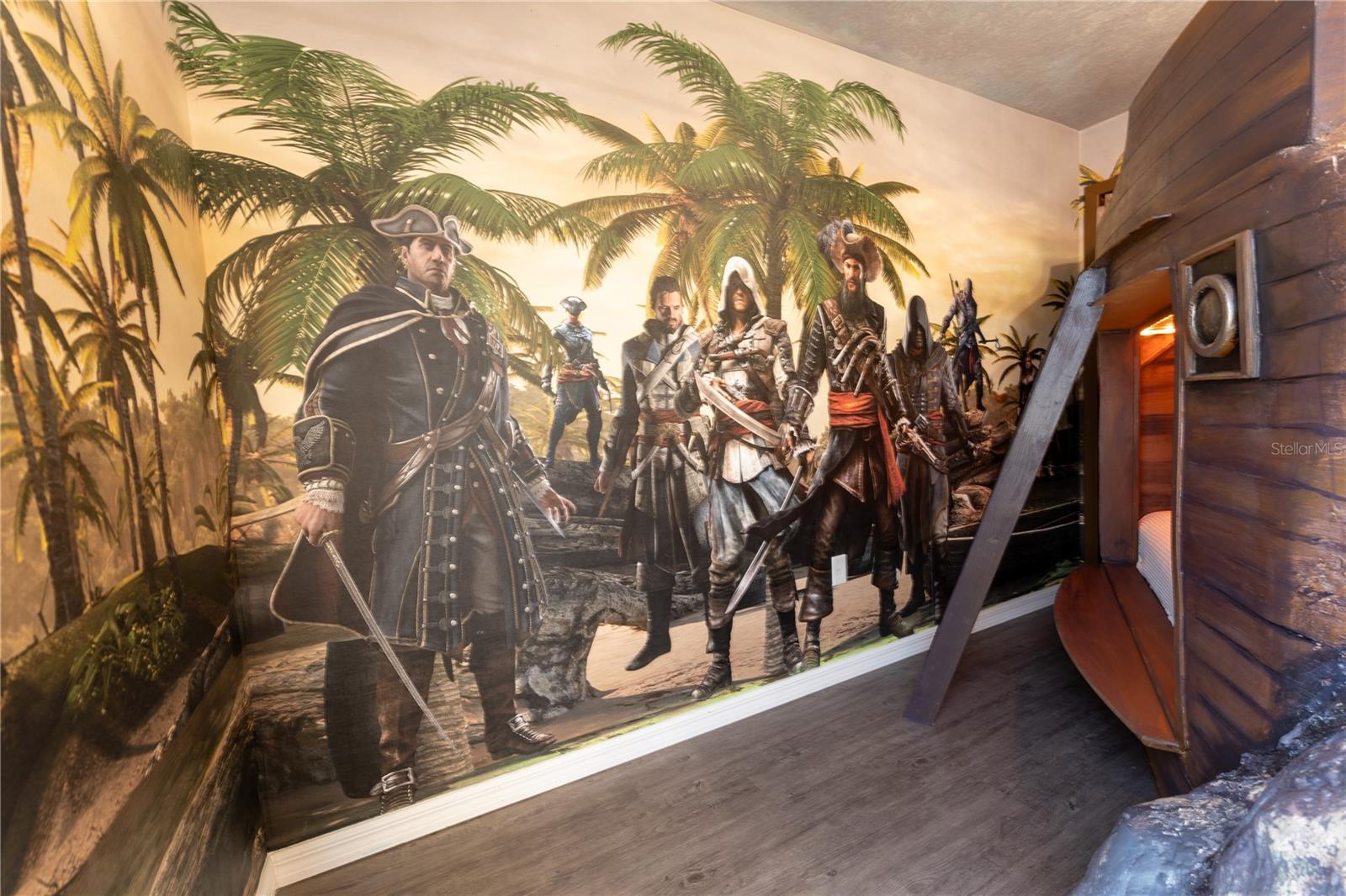 WINDSOR AT WESTSIDE - Residential