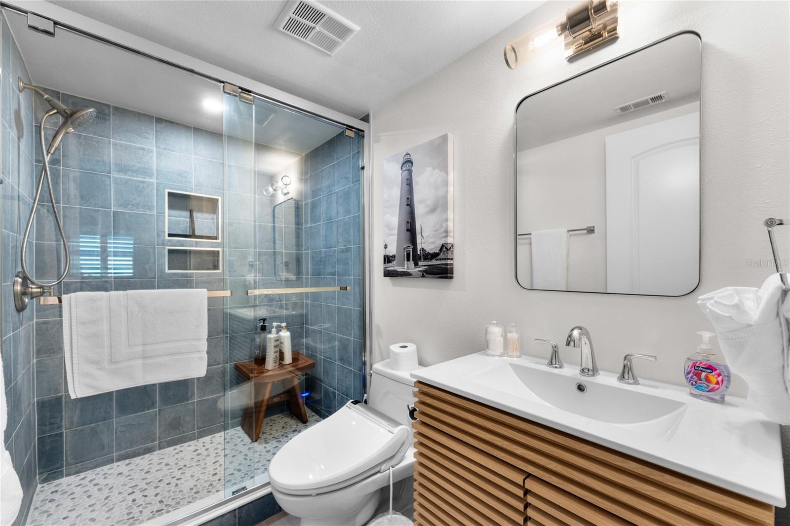 HACIENDA DEL SOL CONDO - Residential