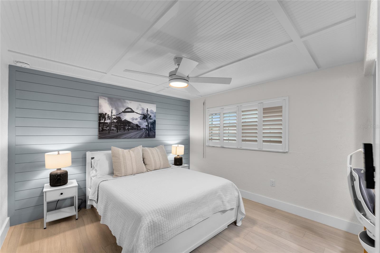 HACIENDA DEL SOL CONDO - Residential