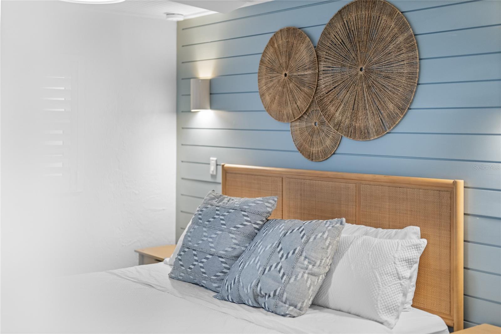 HACIENDA DEL SOL CONDO - Residential