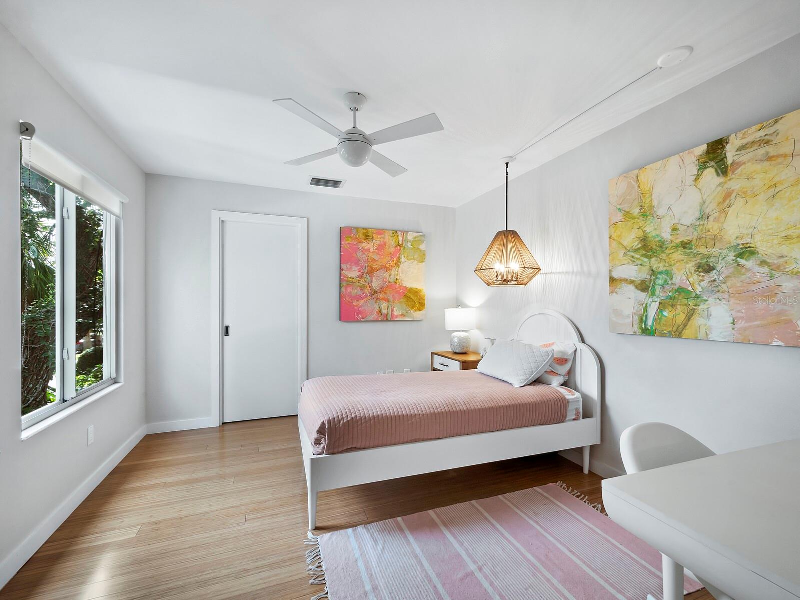 BAY ISLES - Residential