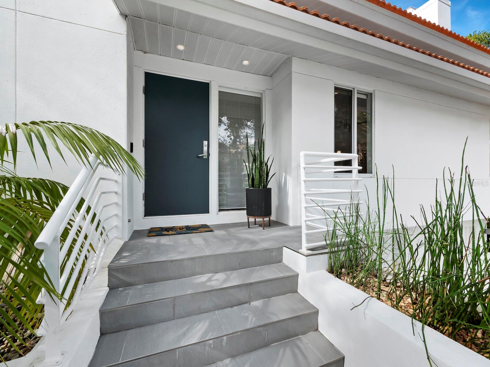 BAY ISLES - Residential