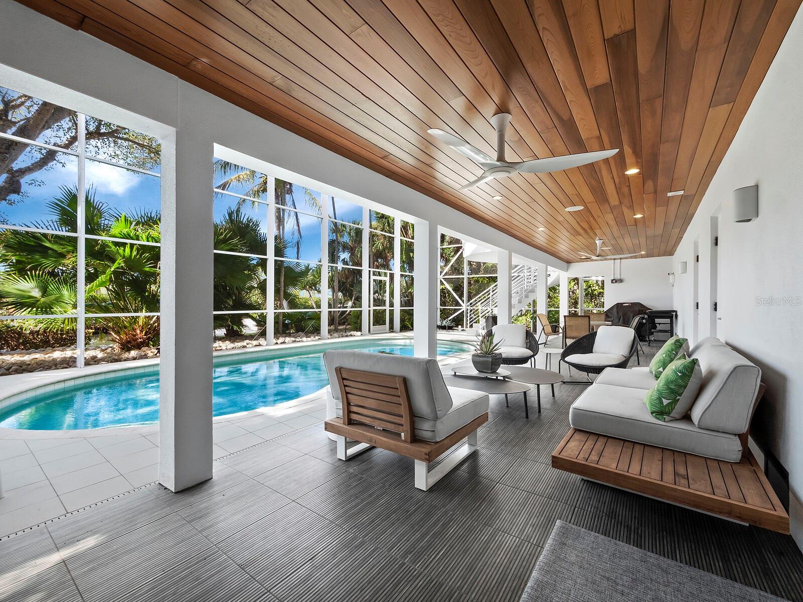 BAY ISLES - Residential