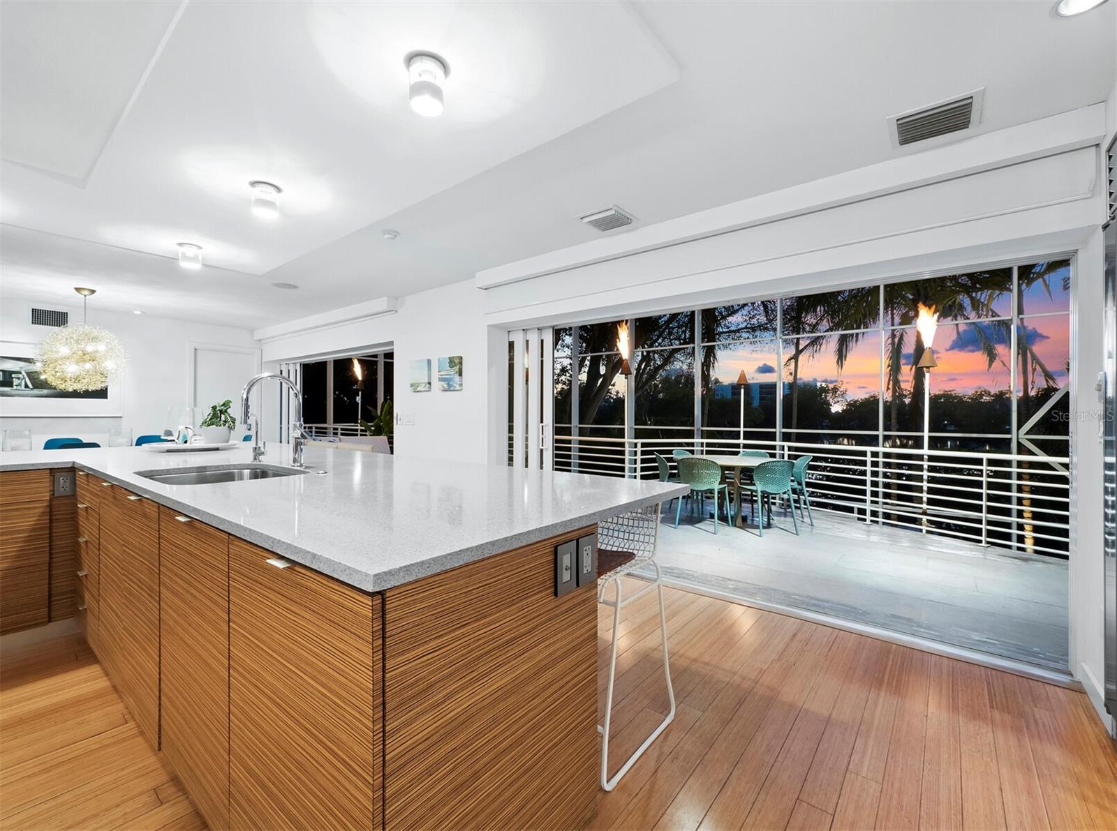 BAY ISLES - Residential