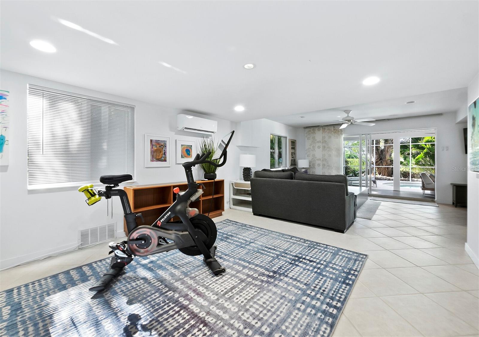 BAY ISLES - Residential