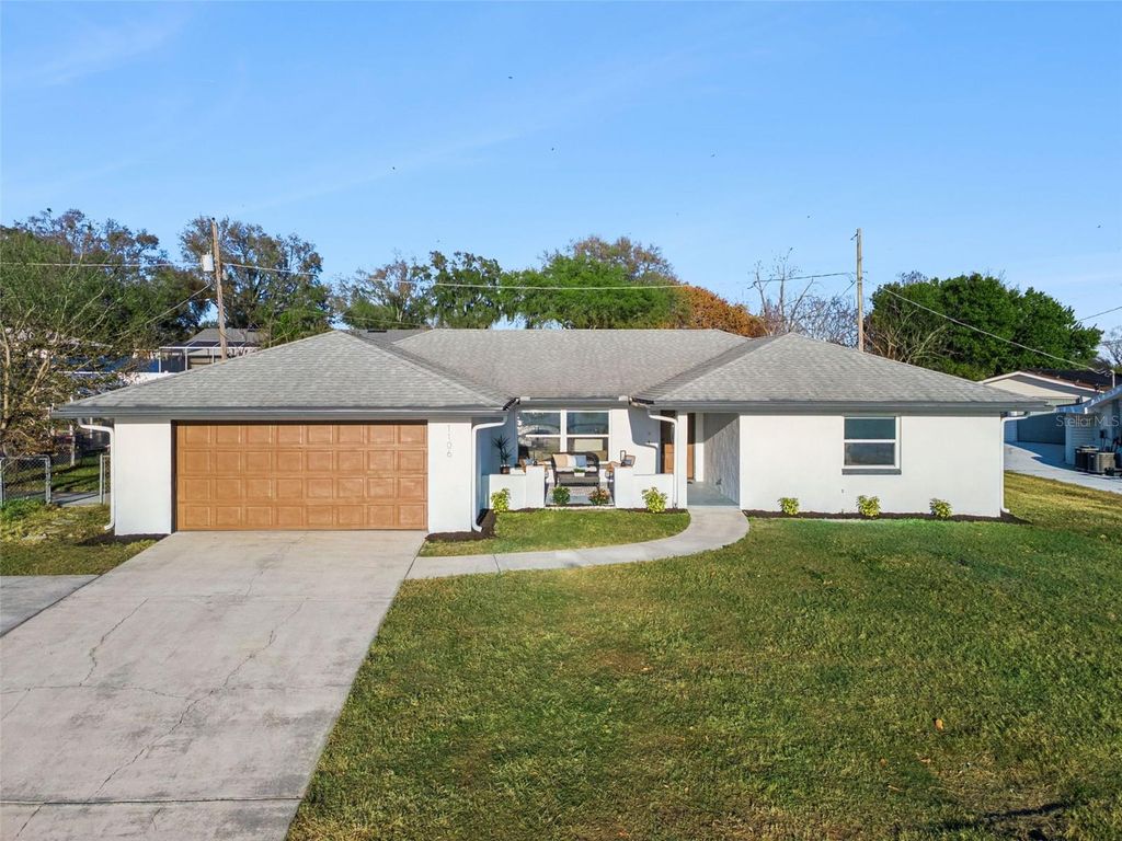 Photo of 1106 Lake Ariana Boulevard, Auburndale, FL 33823 (MLS # O6385589)