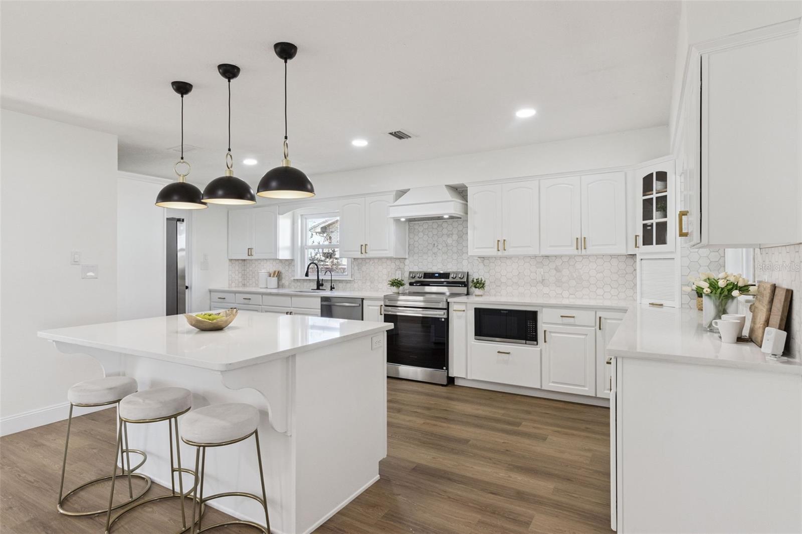 ARIANA ESTATES - Residential