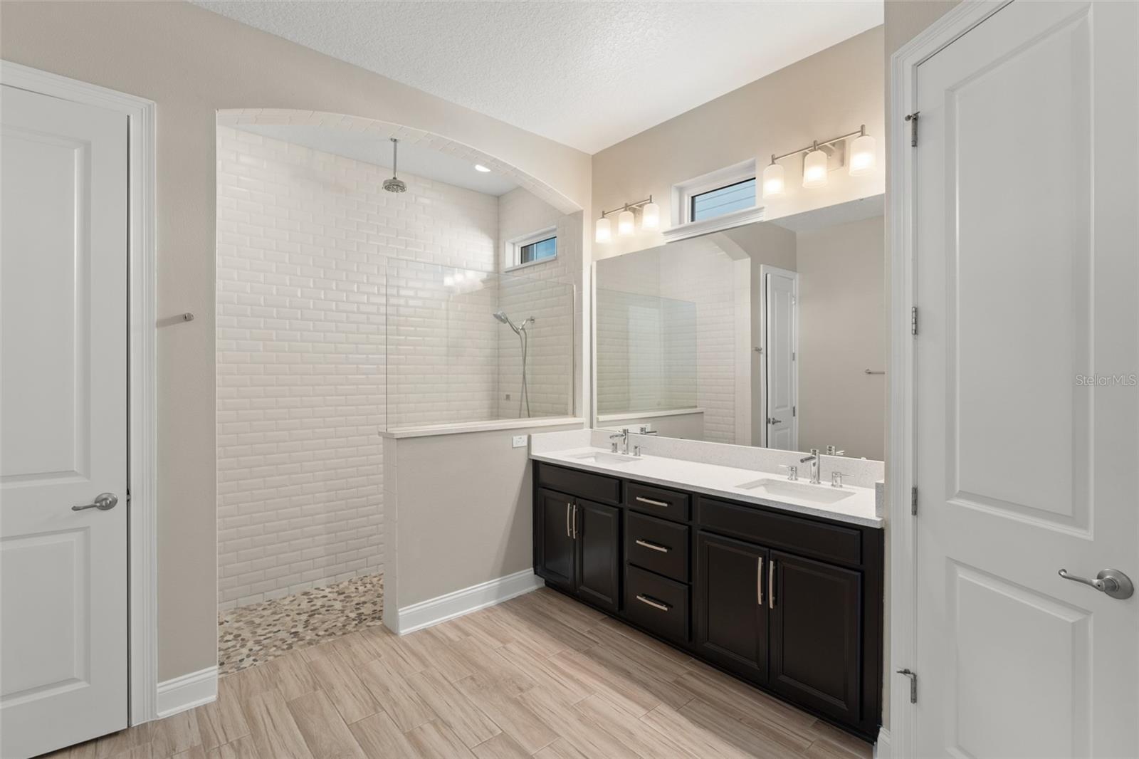 LAUREATE PARK - Residential