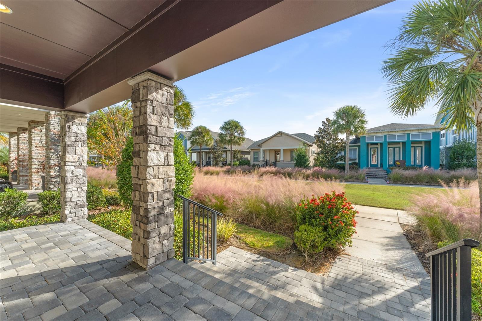 13833 BEHRING AVENUE