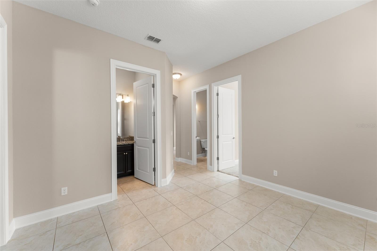 LAUREATE PARK - Residential