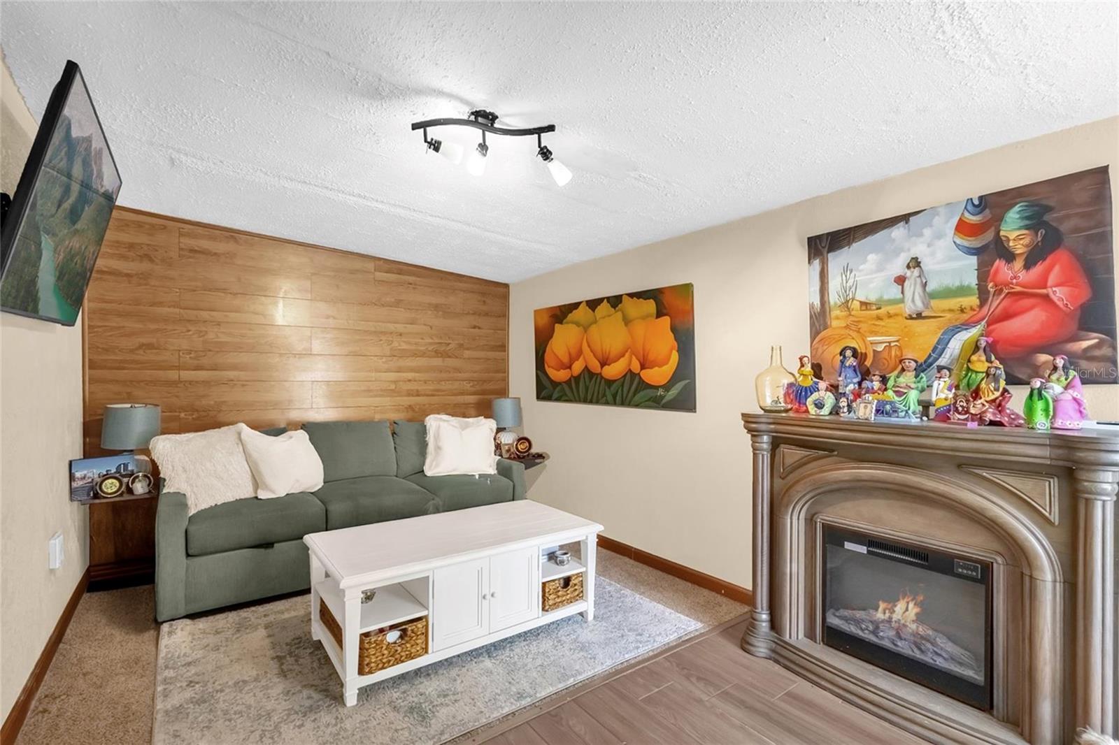 CONWAY OAKS 01 AMD - Residential