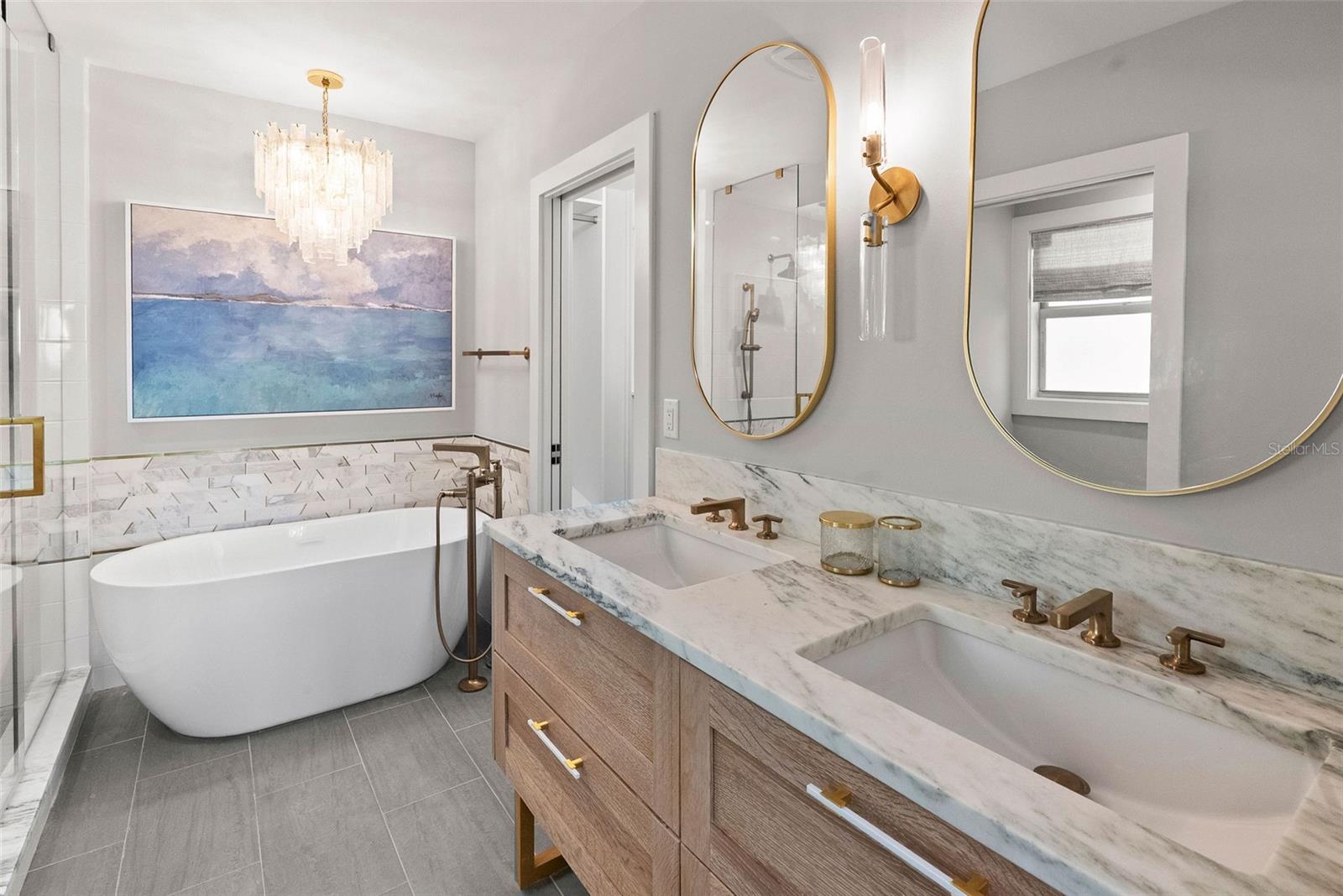 COLONIAL CORP REP - Residential