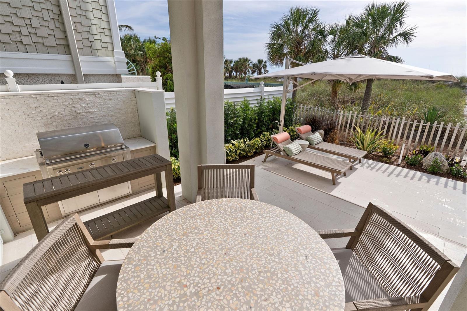 COLONIAL CORP REP - Residential