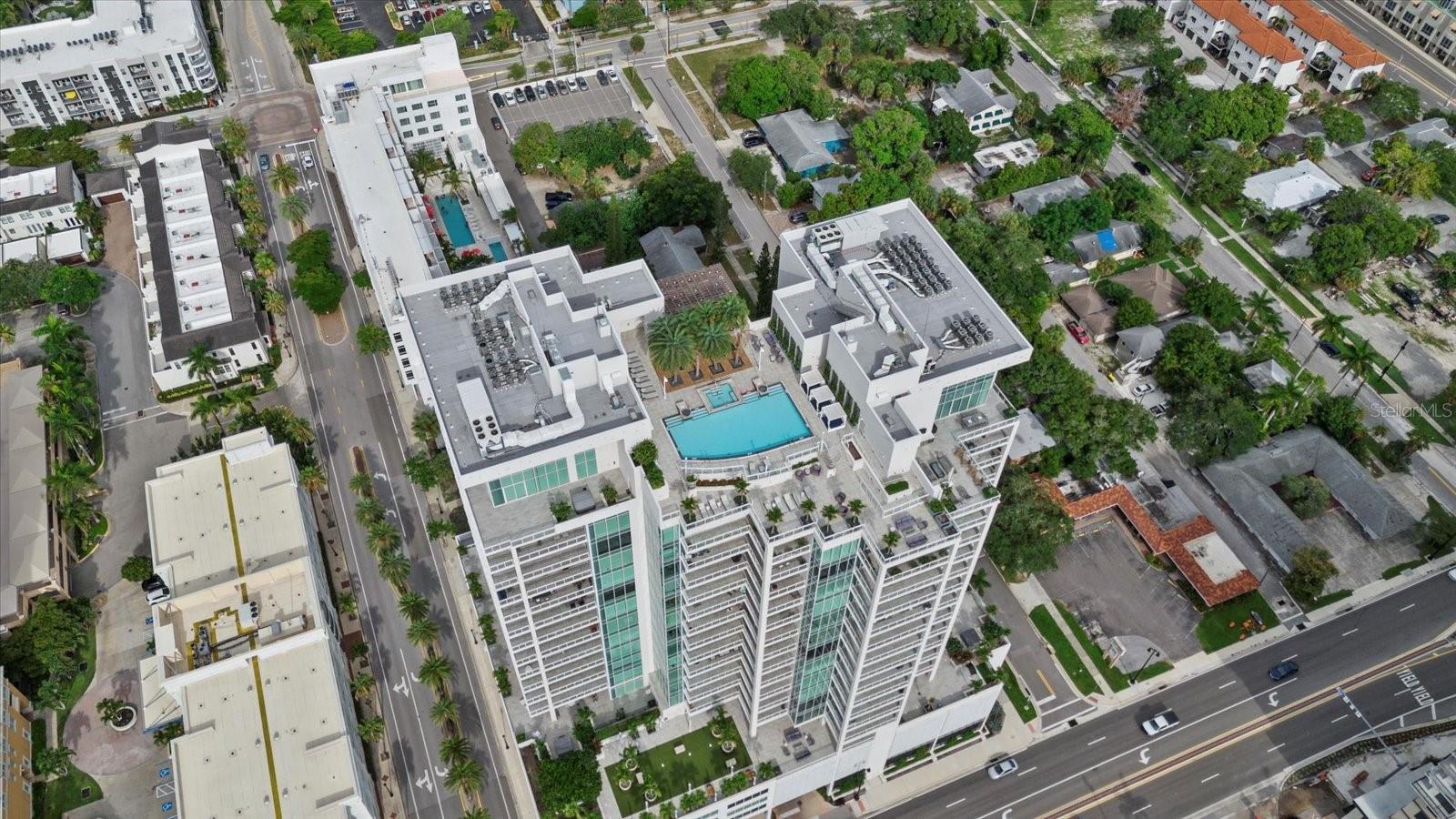 540 N TAMIAMI TRAIL 1702