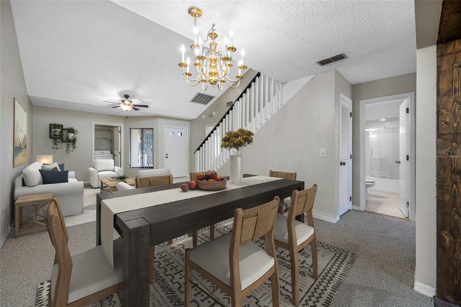 CAMBRIDGE ON GREEN - Residential