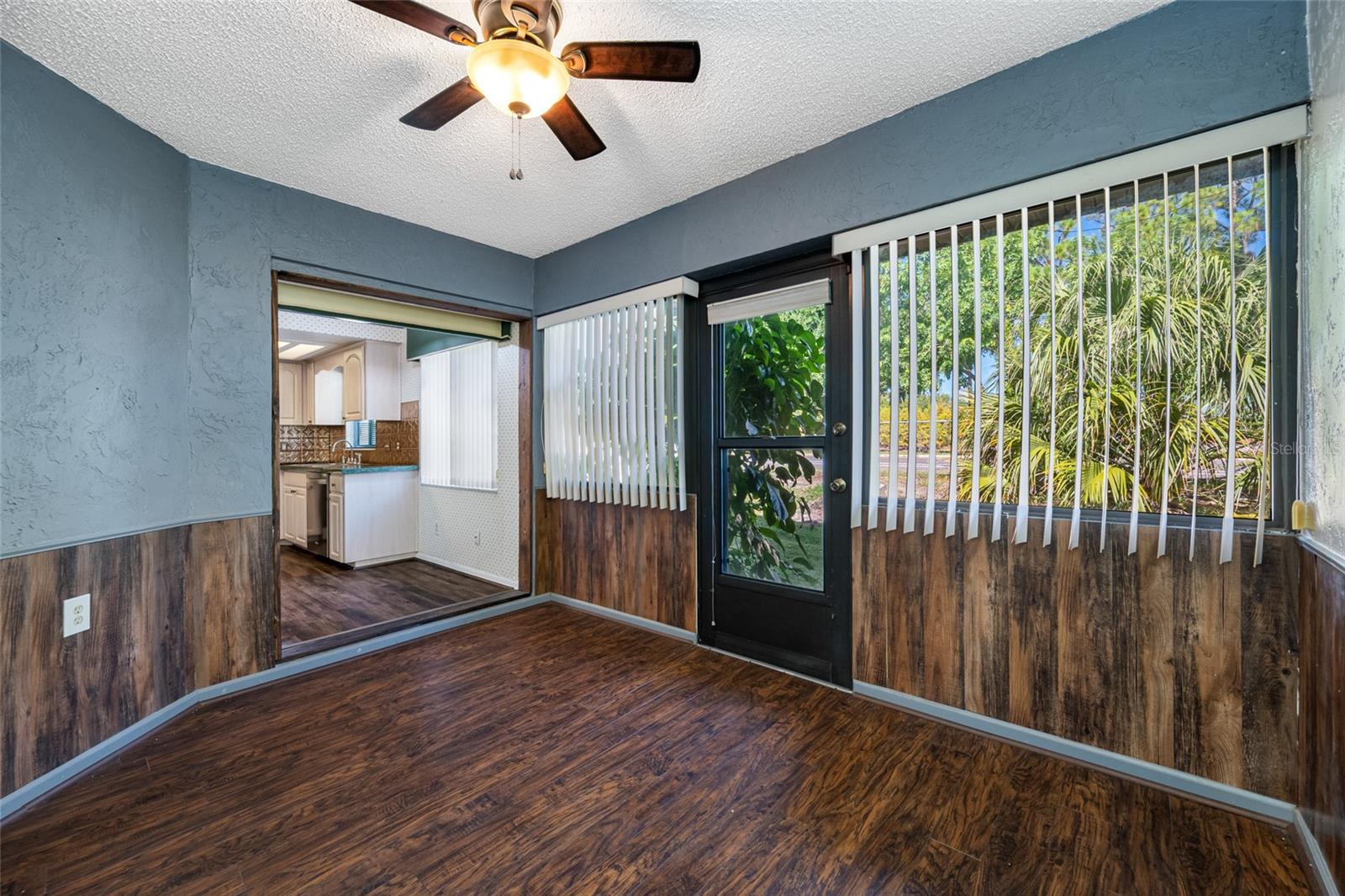 CAMBRIDGE ON GREEN - Residential