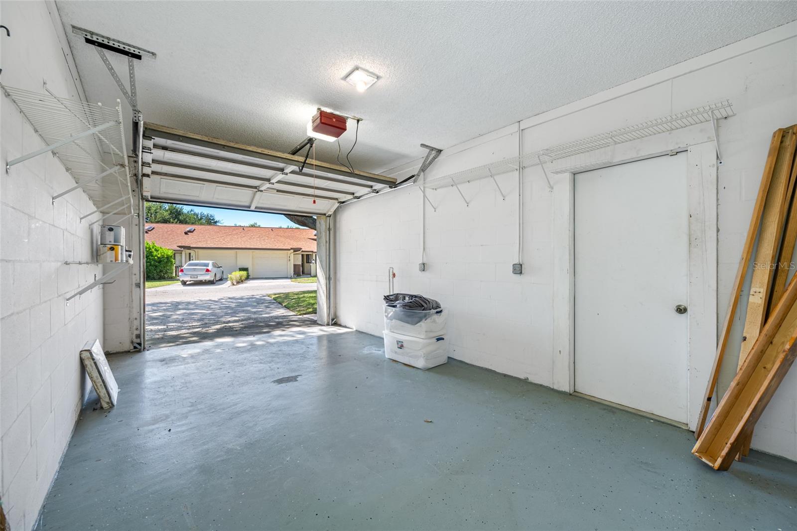 CAMBRIDGE ON GREEN - Residential