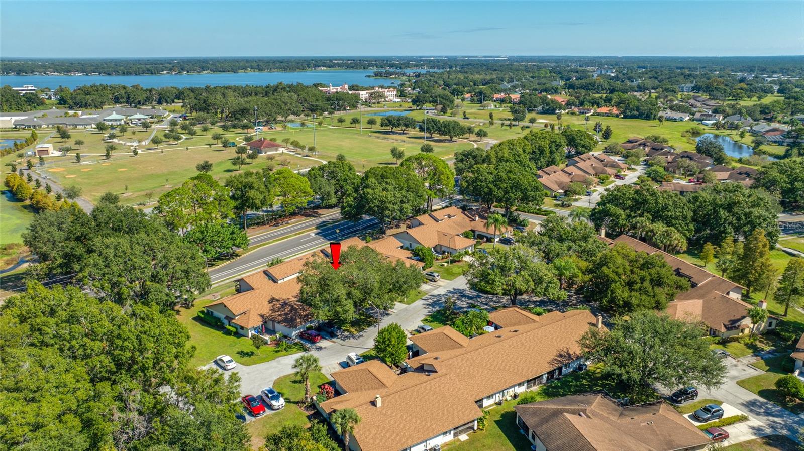 CAMBRIDGE ON GREEN - Residential