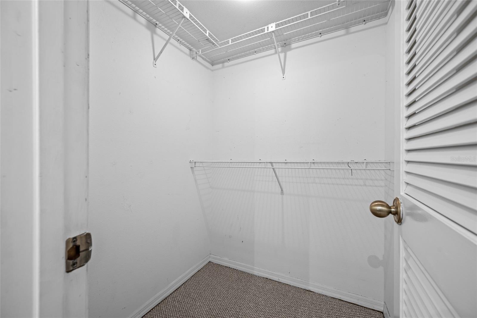 CAMBRIDGE ON GREEN - Residential