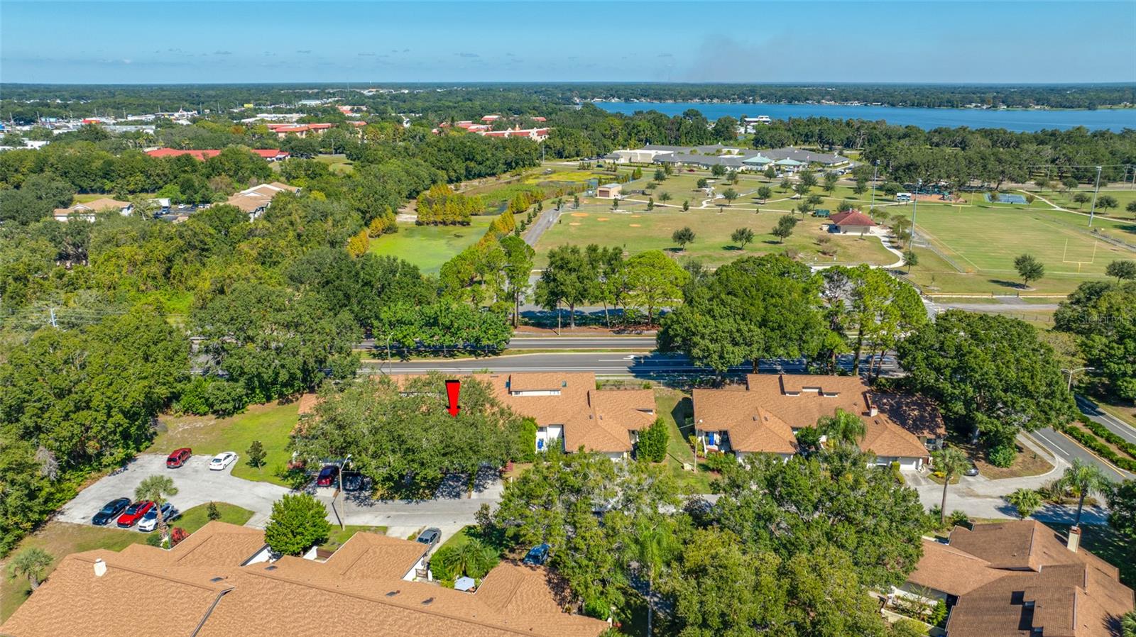 CAMBRIDGE ON GREEN - Residential