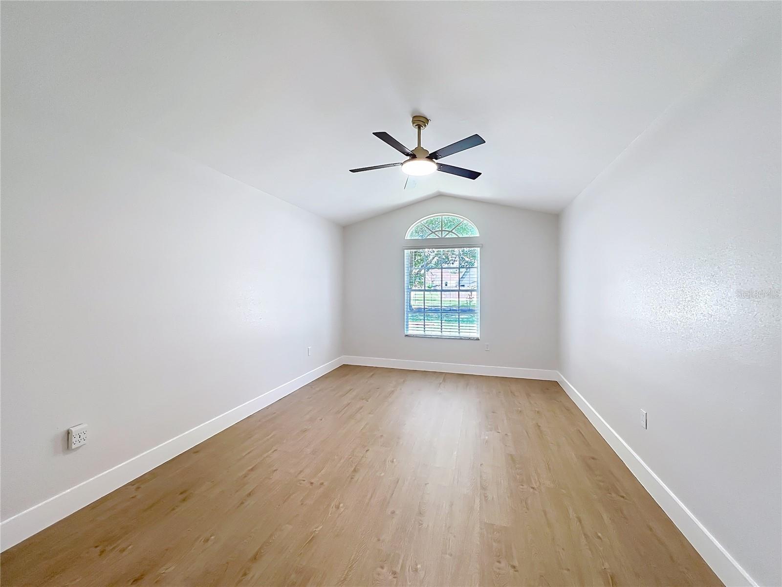 HILLS OF LAKE MARY PH 4 - Residential