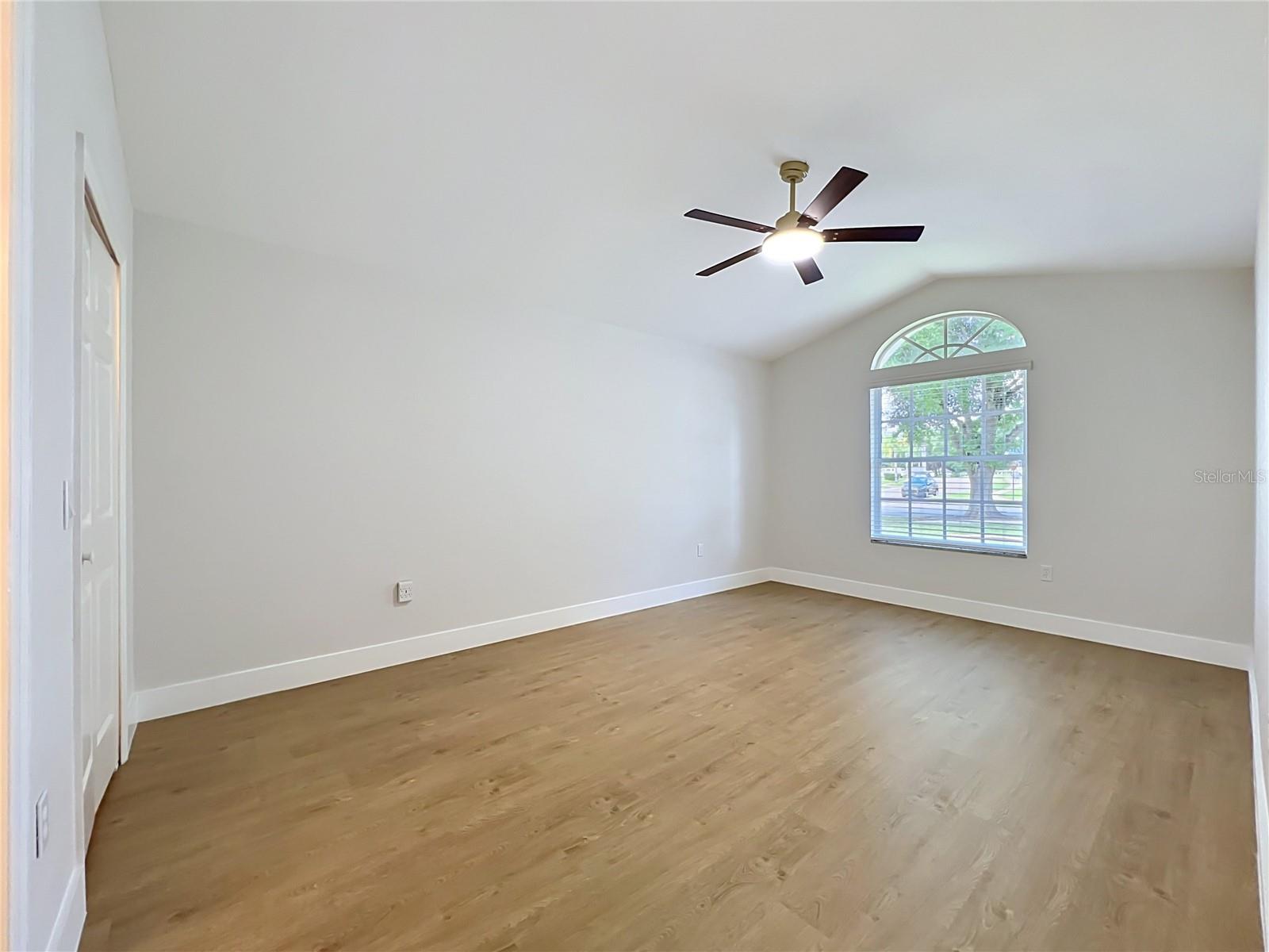 HILLS OF LAKE MARY PH 4 - Residential