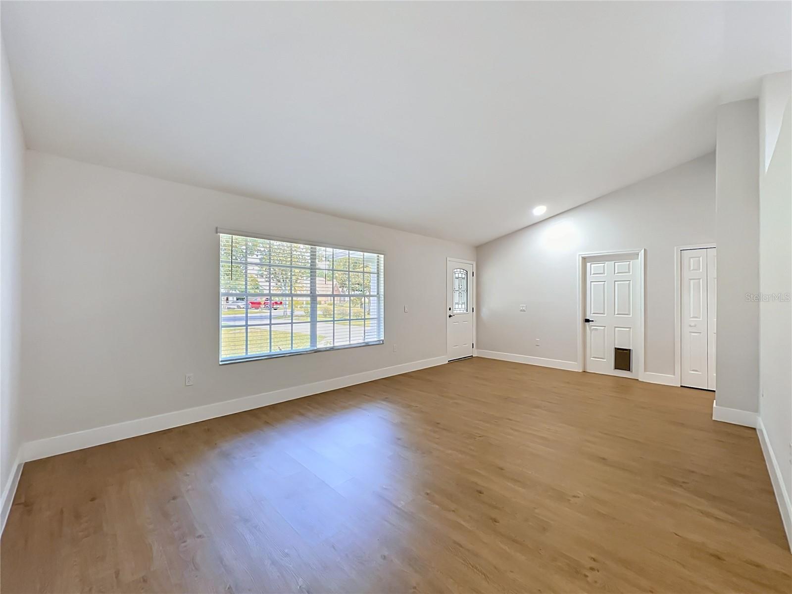 HILLS OF LAKE MARY PH 4 - Residential