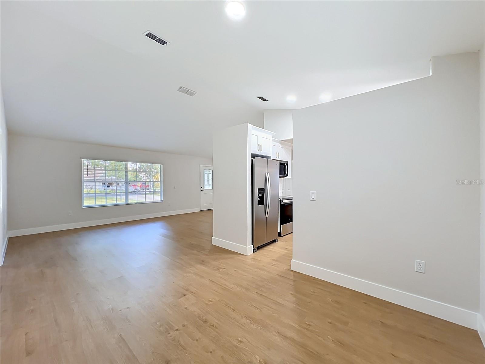 HILLS OF LAKE MARY PH 4 - Residential