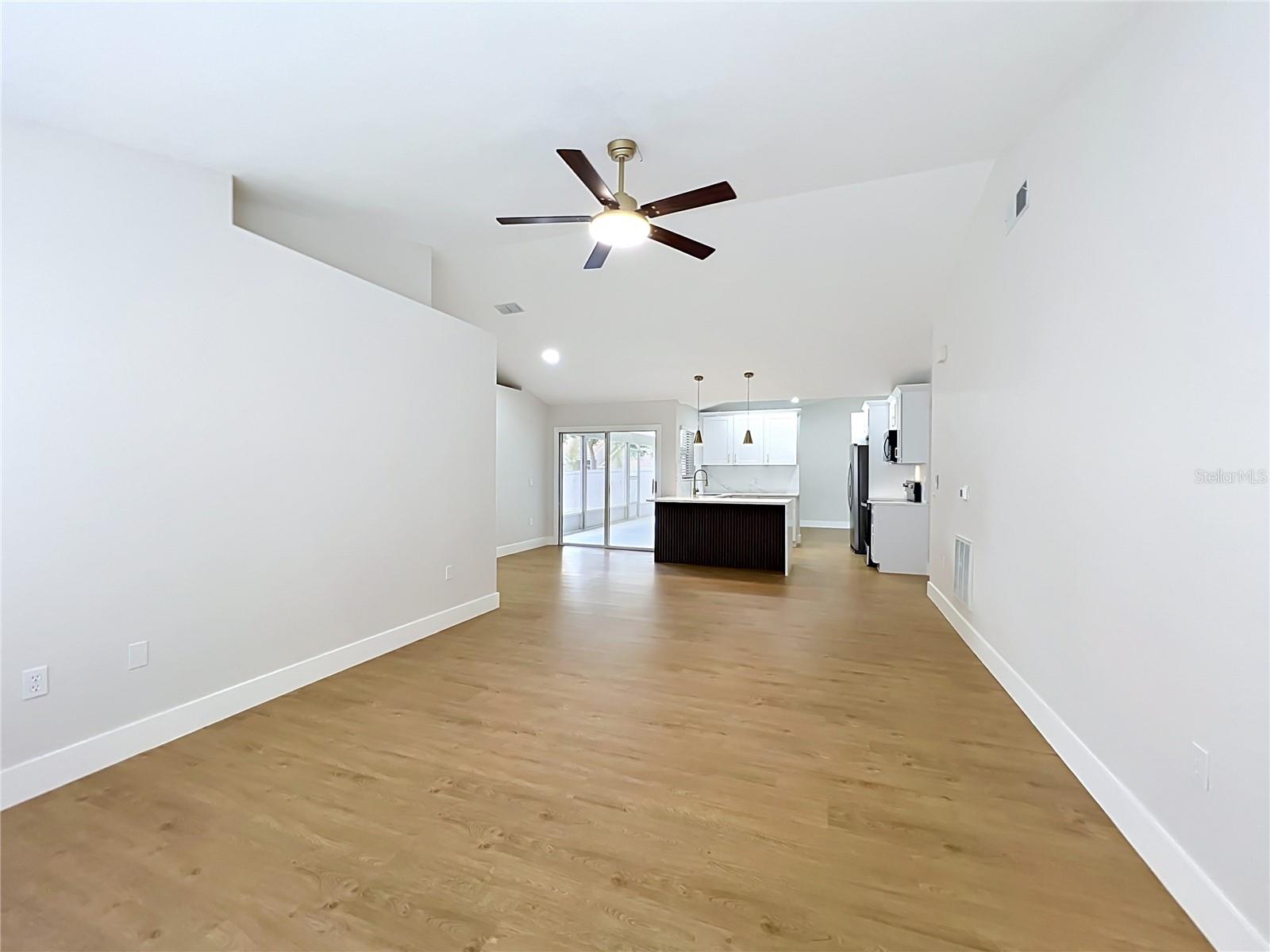 HILLS OF LAKE MARY PH 4 - Residential