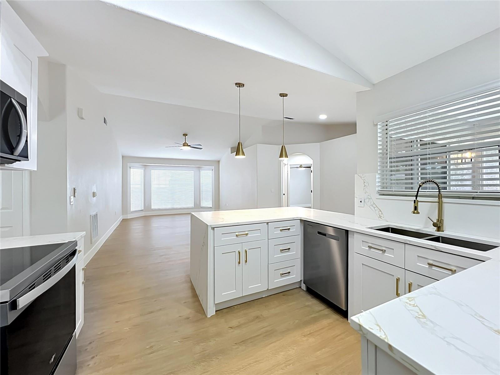 HILLS OF LAKE MARY PH 4 - Residential