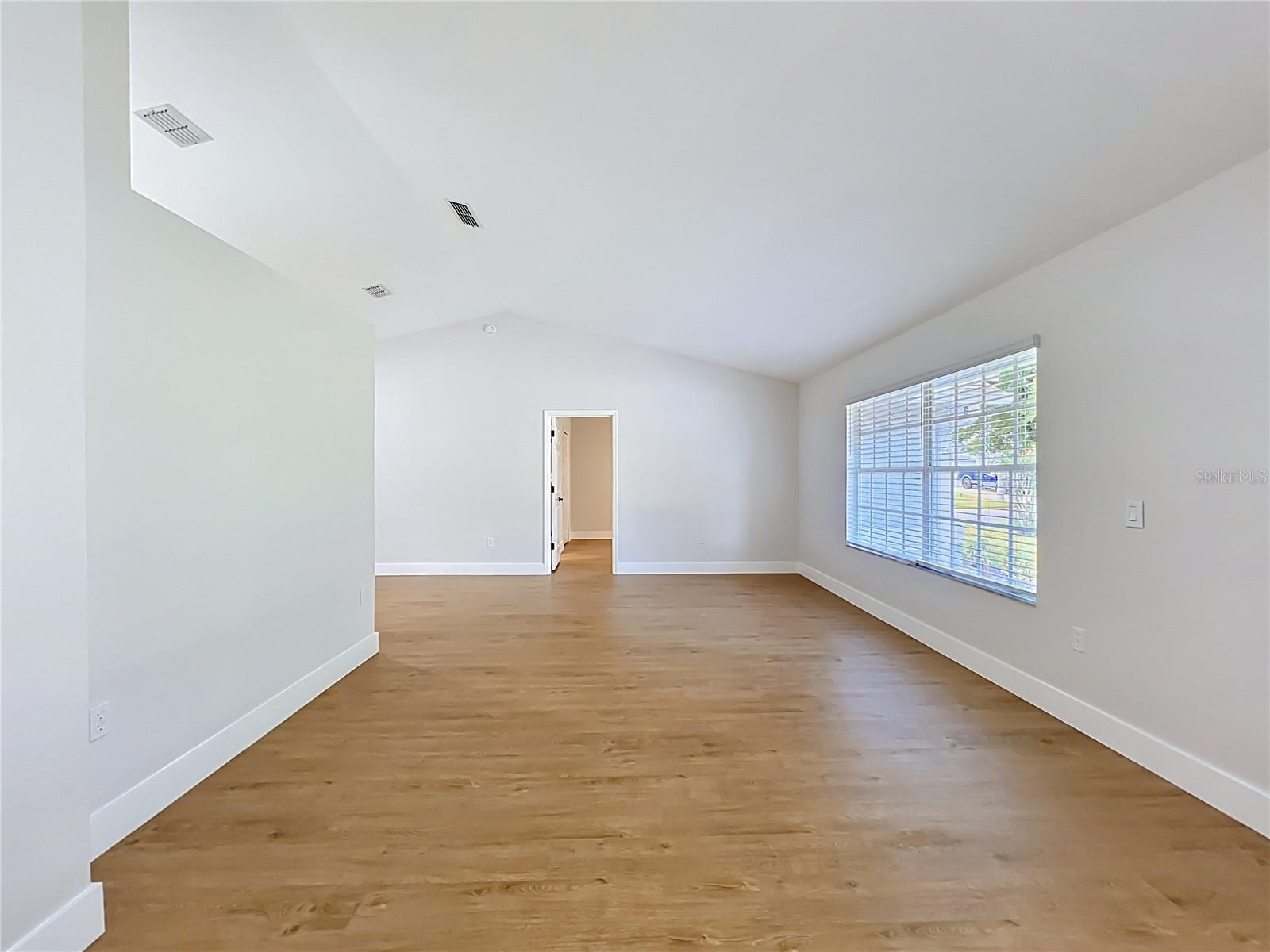 HILLS OF LAKE MARY PH 4 - Residential