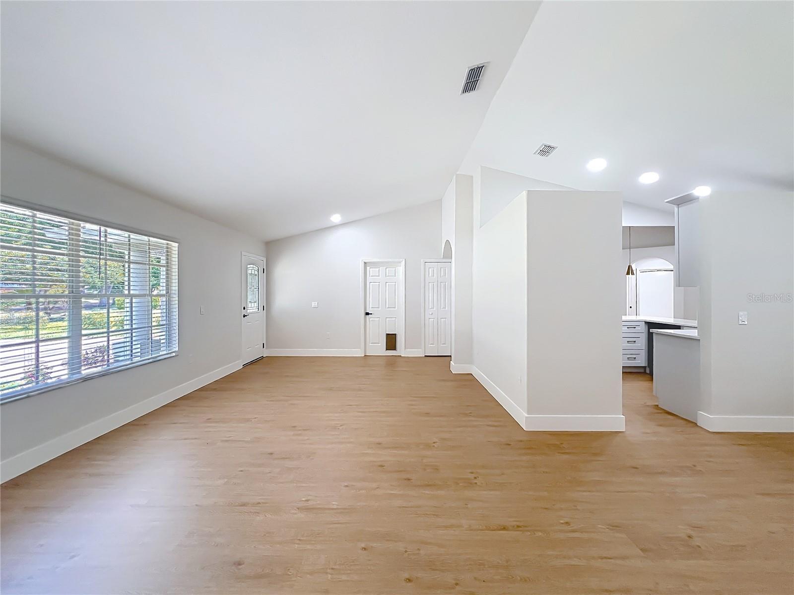 HILLS OF LAKE MARY PH 4 - Residential