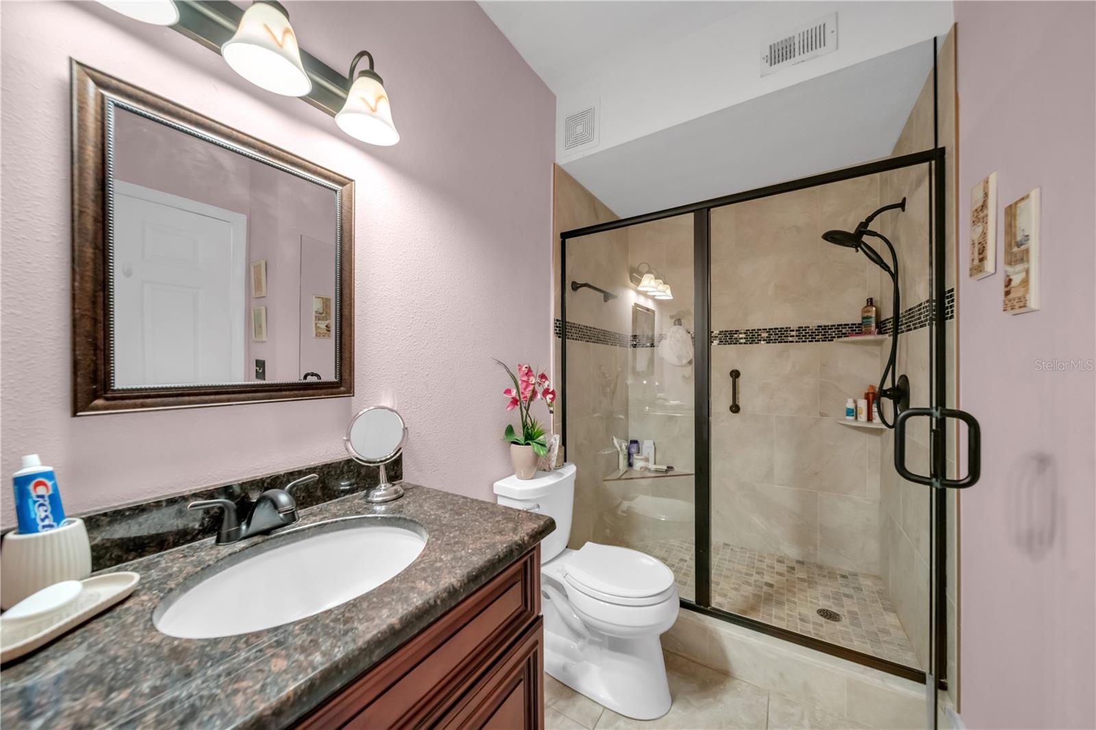 ROYAL GREENS/GATEWAY CONDO - Residential