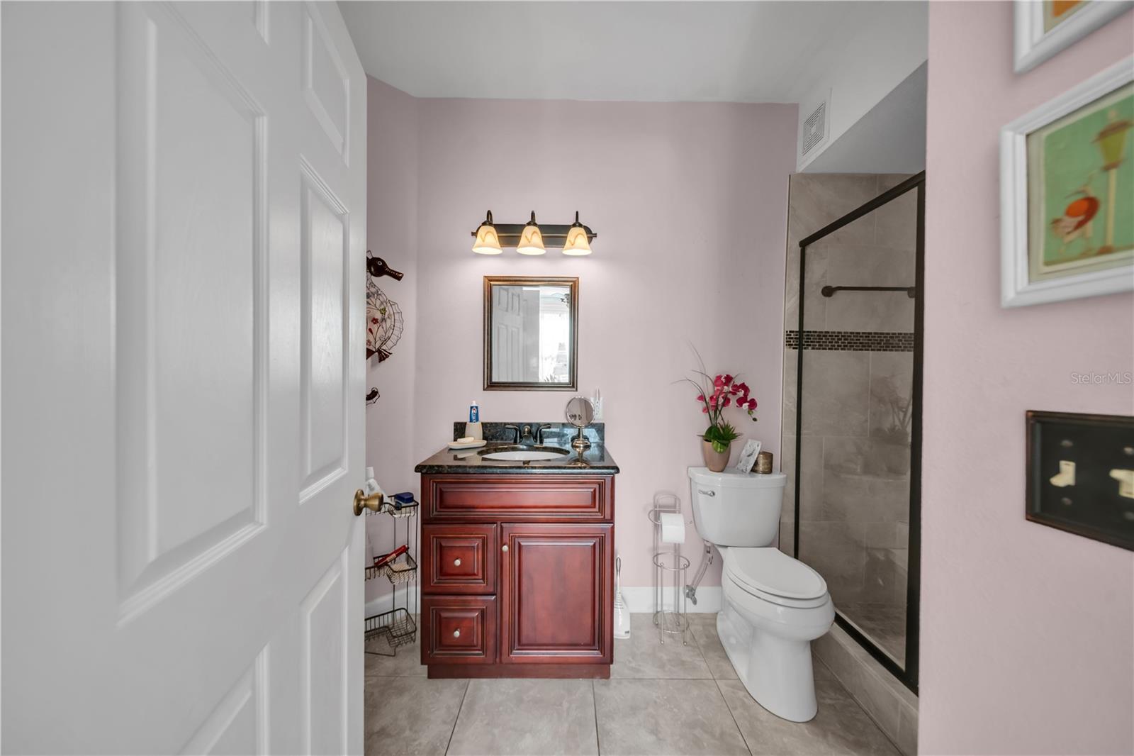 ROYAL GREENS/GATEWAY CONDO - Residential