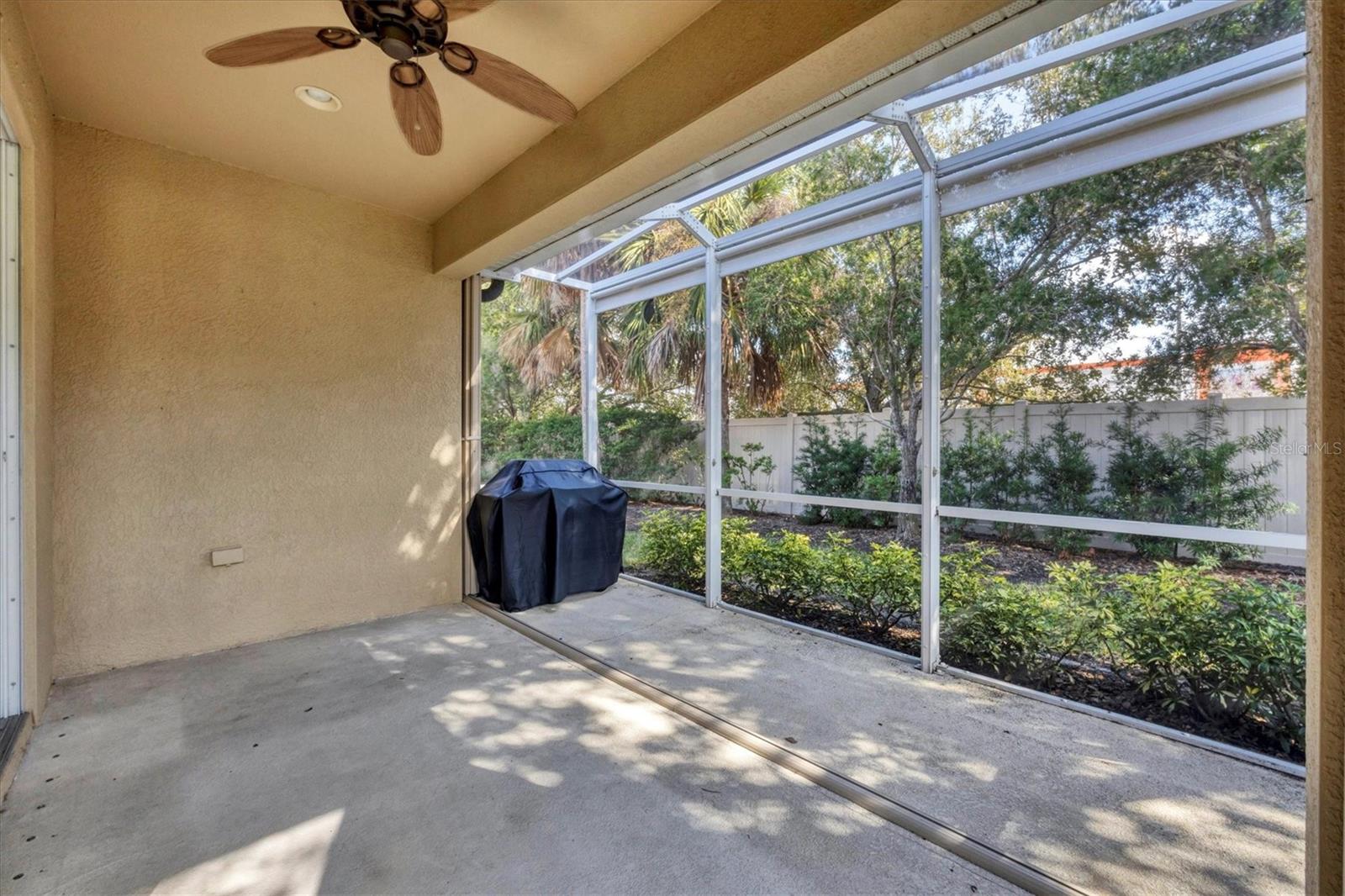 VERONA RESERVE - Residential