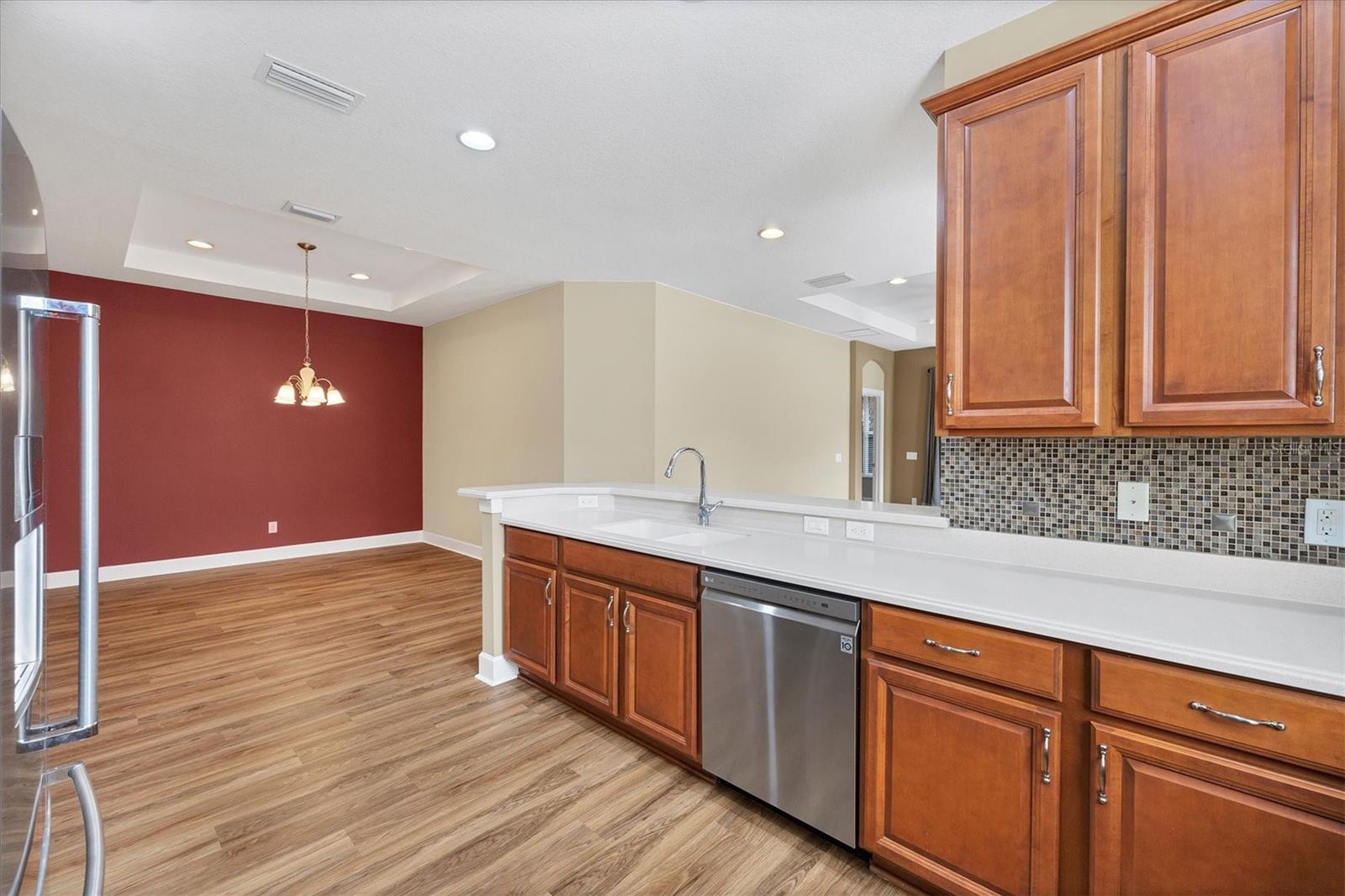 VERONA RESERVE - Residential