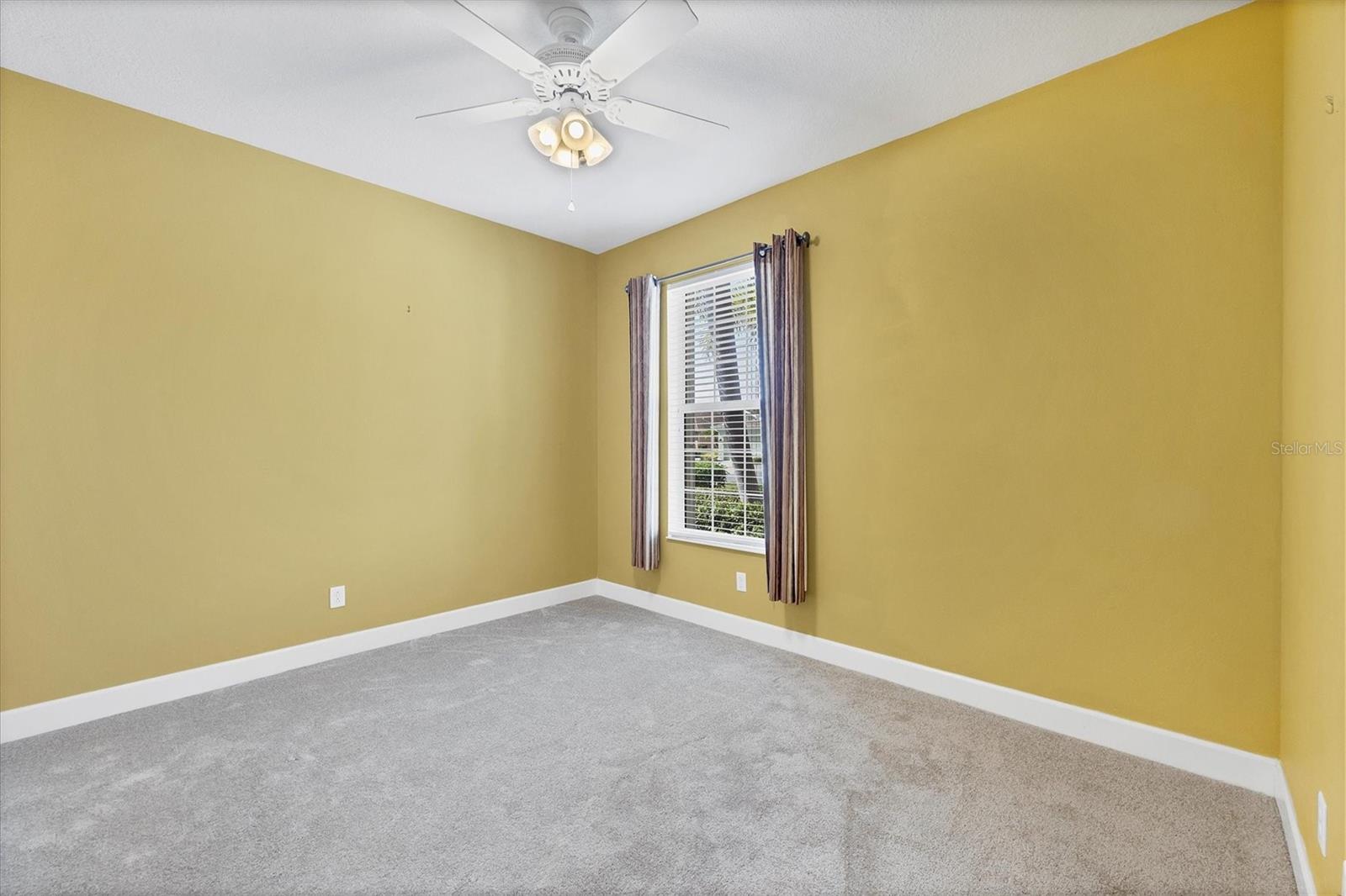 VERONA RESERVE - Residential