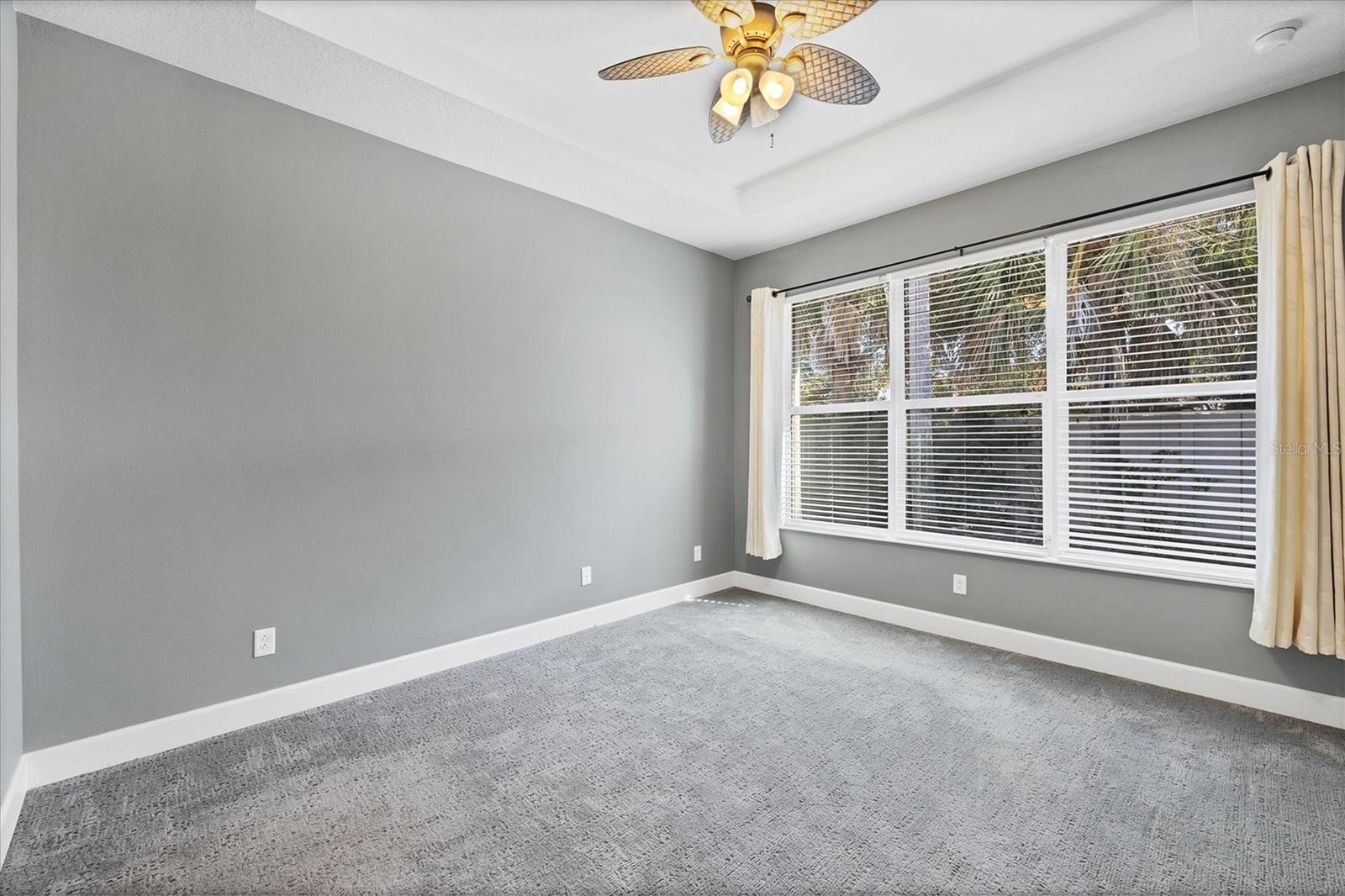 VERONA RESERVE - Residential