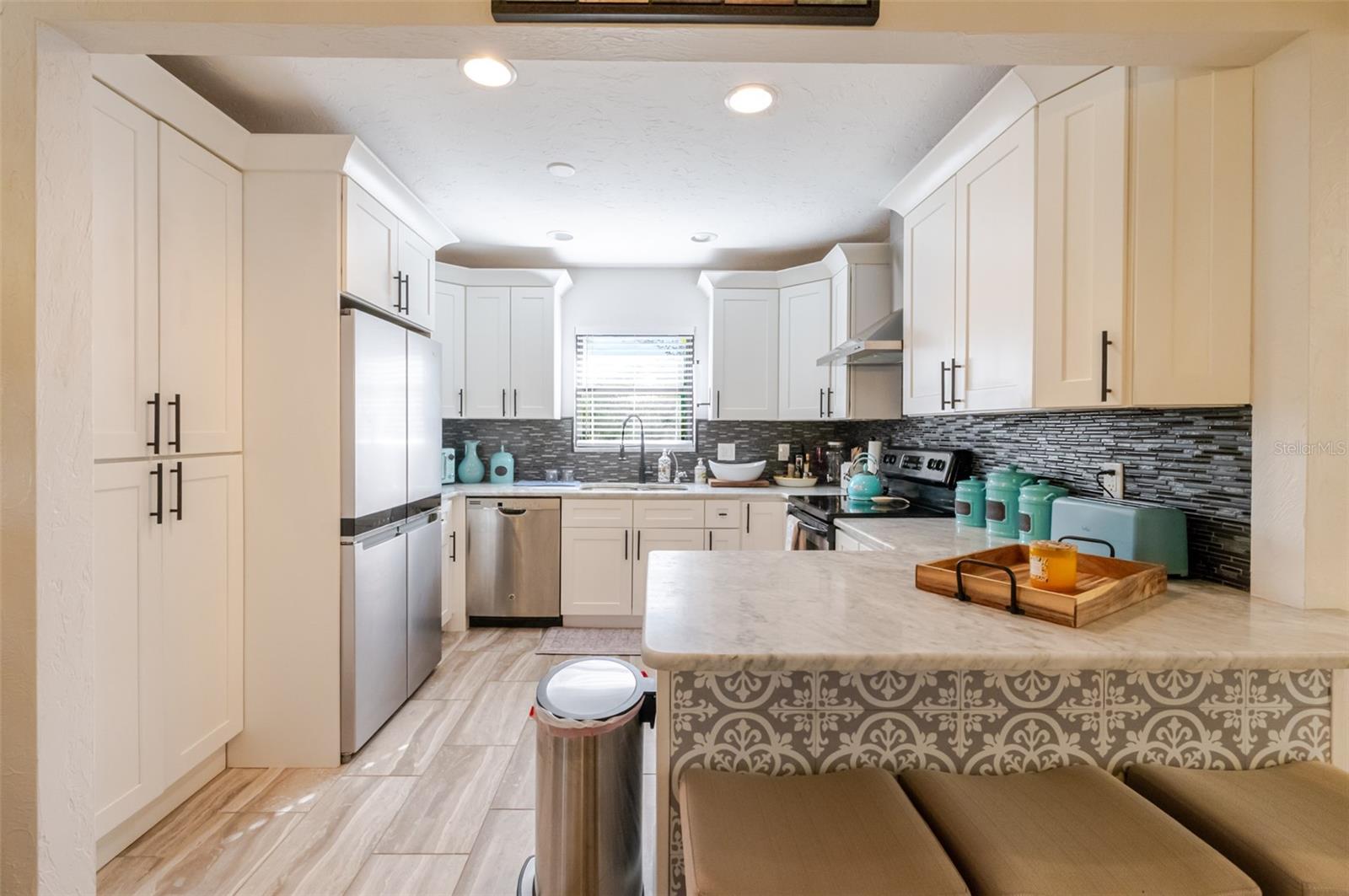 SAPPHIRE HEIGHTS - Residential Income