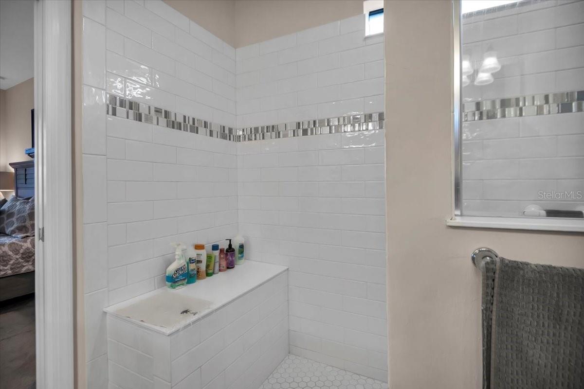 ISLANDWALK/THE WEST VLGS PH 5 - Residential