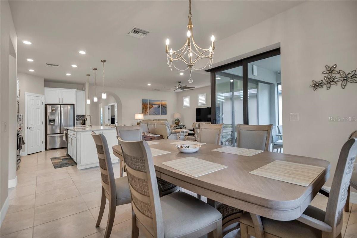 ISLANDWALK/THE WEST VLGS PH 5 - Residential