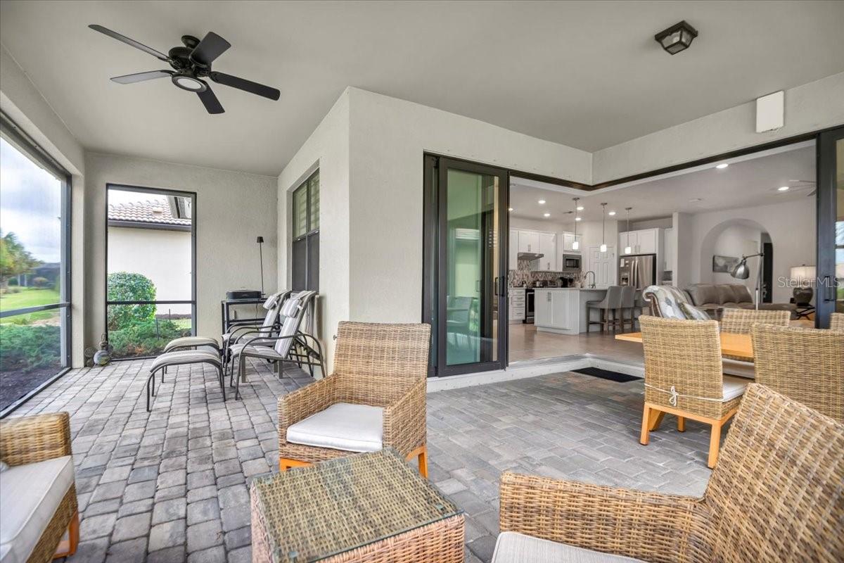 ISLANDWALK/THE WEST VLGS PH 5 - Residential