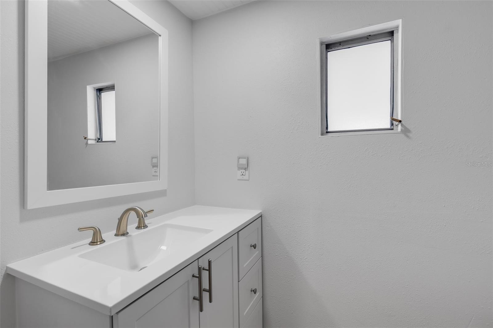 EUSTIS COUNTRY CLUB MANOR MHP UNIT 02A - Residential