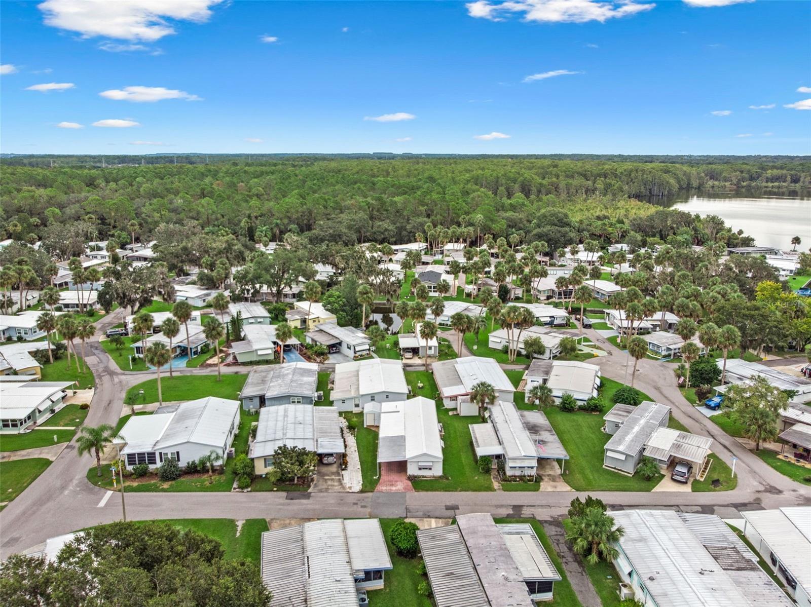 EUSTIS COUNTRY CLUB MANOR MHP UNIT 02A - Residential