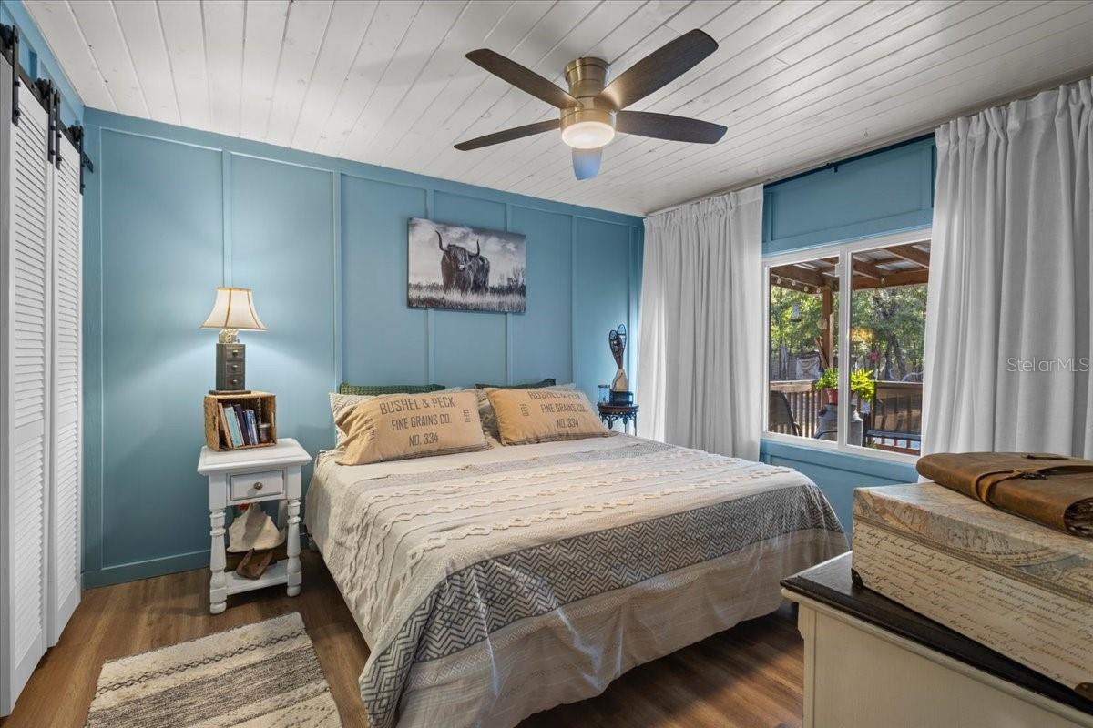 SUWANNEE OAKS SUB - Residential