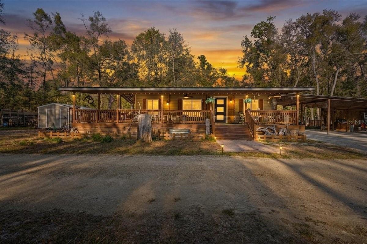 SUWANNEE OAKS SUB - Residential