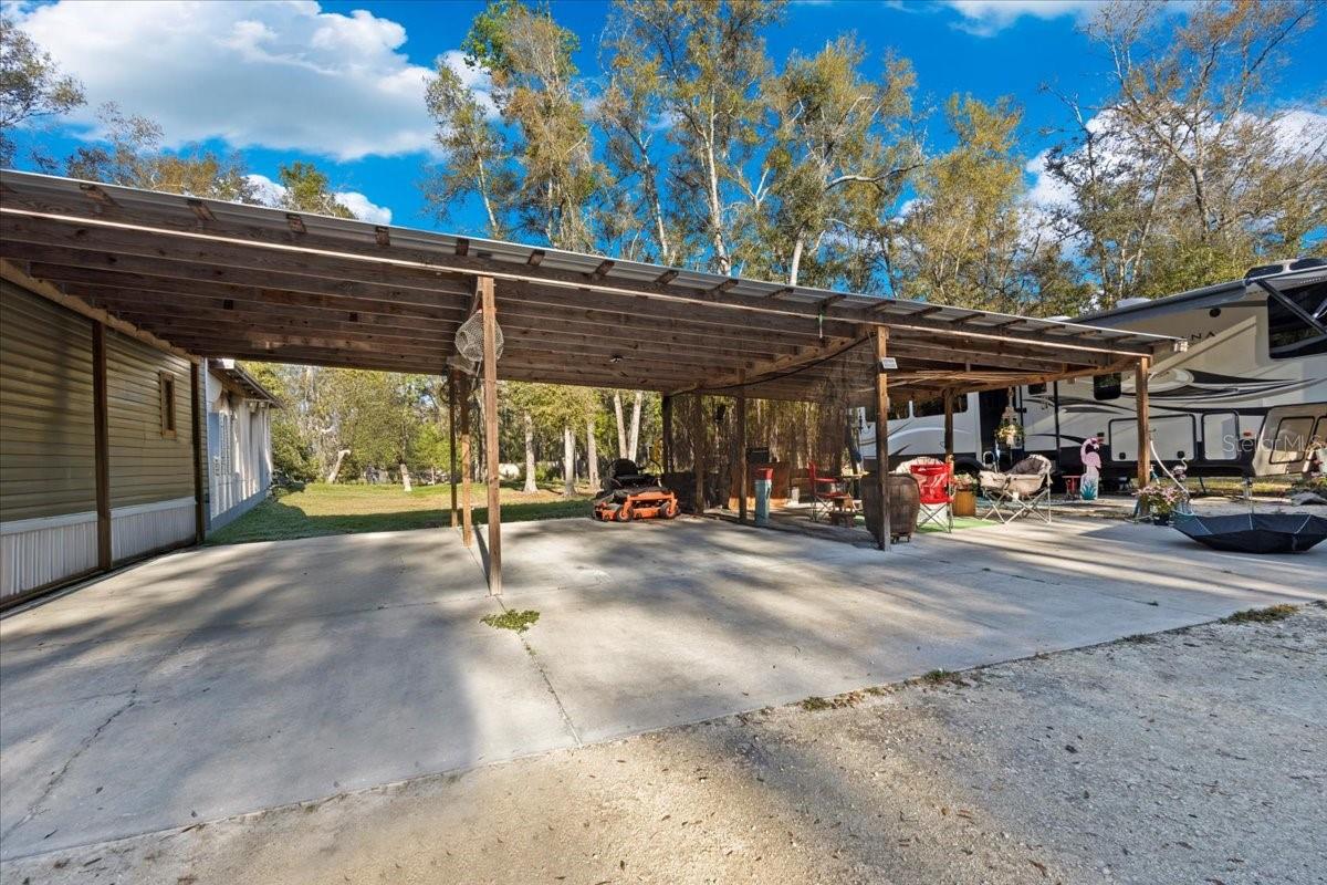 SUWANNEE OAKS SUB - Residential