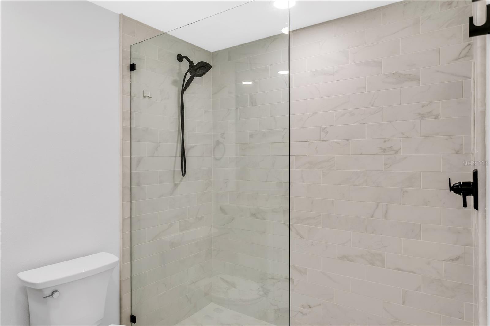 HARBOUR COURT A CONDO - Residential Lease