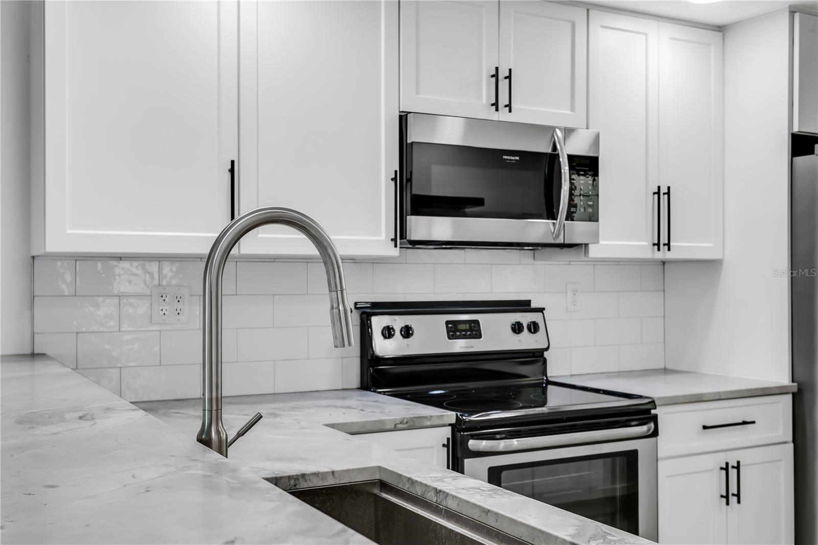 HARBOUR COURT A CONDO - Residential Lease