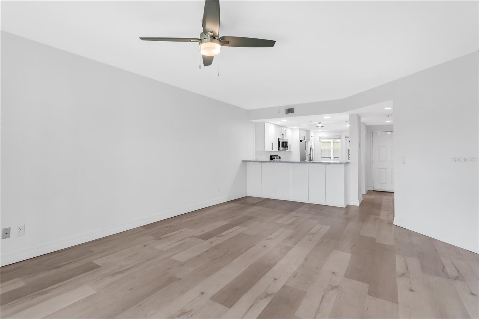 HARBOUR COURT A CONDO - Residential Lease